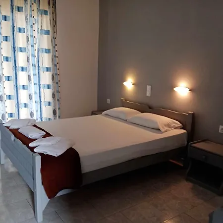 Dennis Apartment